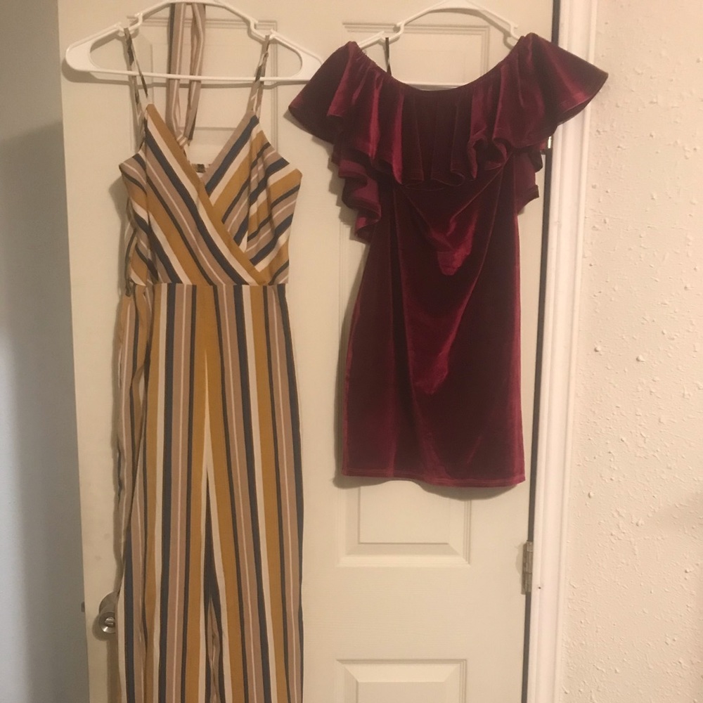 Bundle!! 22 pcs of clothing sizes s/m used lot reselling clothing